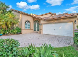 5190 Madison Lakes Cir W, Davie, FL 33328