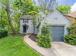 2038 Staunton Rd, Cleveland Heights, OH 44118