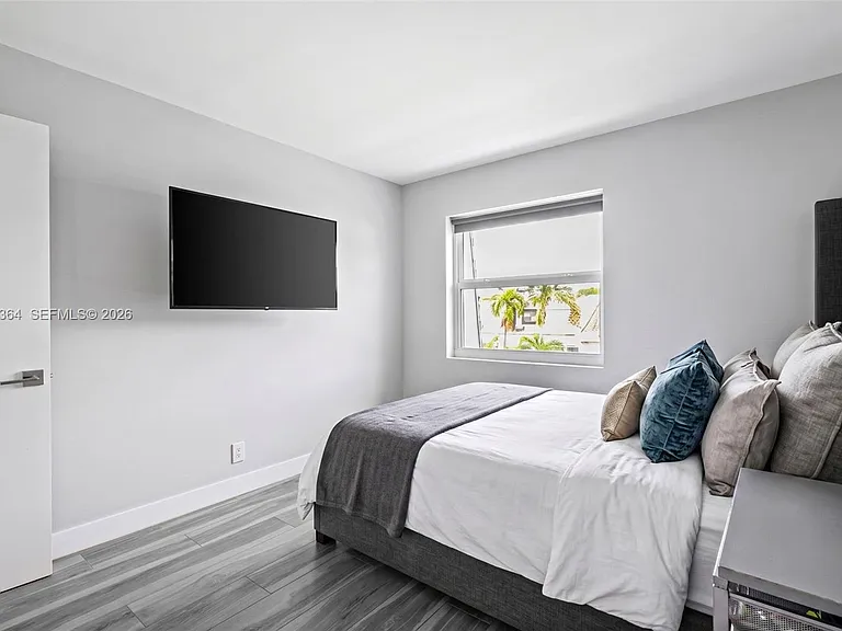 613 NE 26th Ave #613 — Photo 21