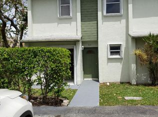 769 Crystal Lake Dr, Pompano Beach, FL 33064