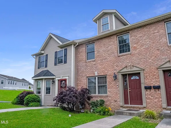 113 Holliday Hills Dr, Hollidaysburg, PA 16648