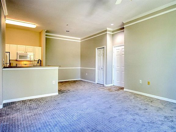 4th image of 5146 NORTHRIDGE ROAD #303