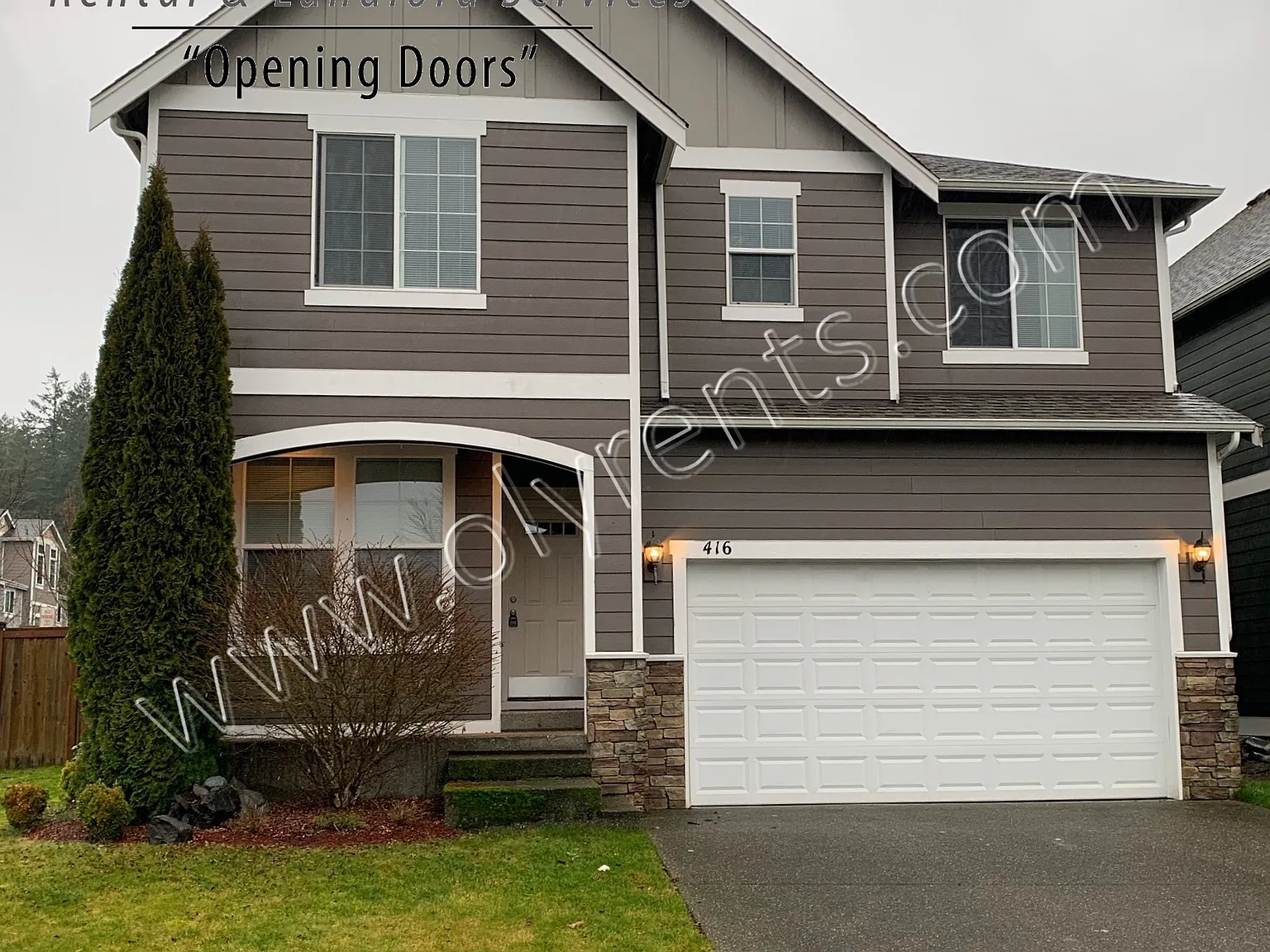 West Olympia 3 Bdrm + office and Bonus Room w/ Over 2600sq ft. — Photo 1
