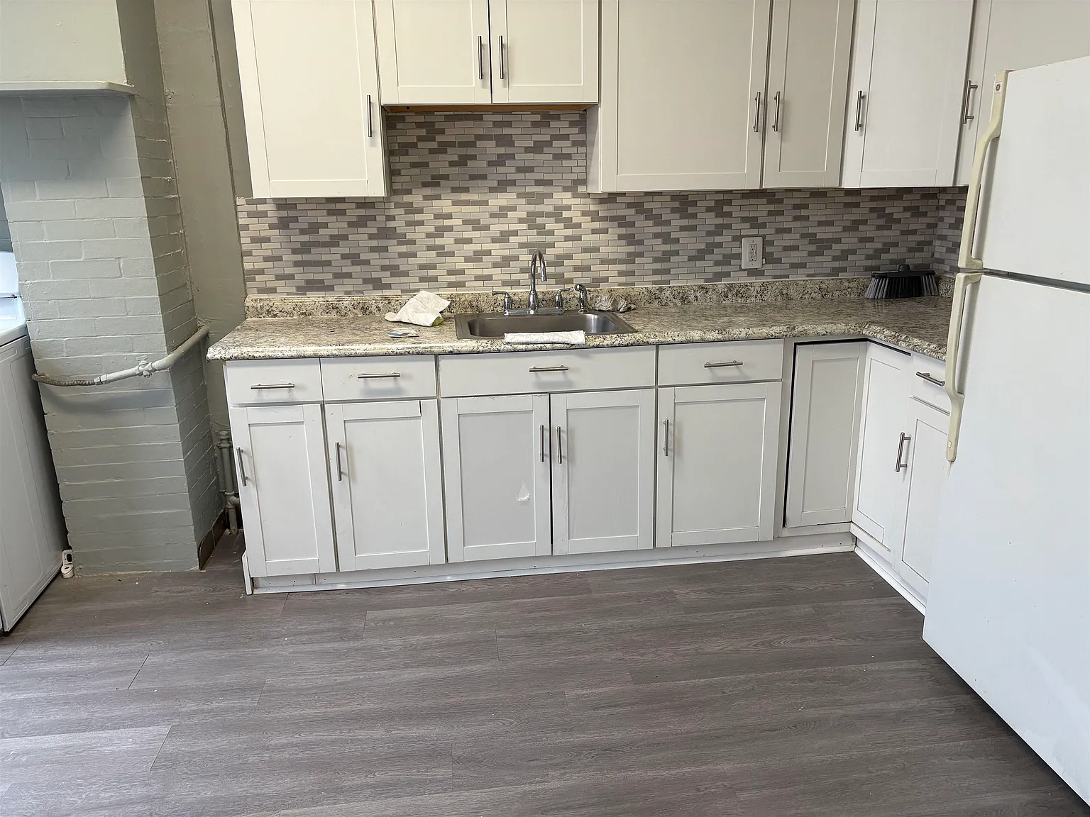 1 bed, 1.0 bath, $1,700 — Photo 2