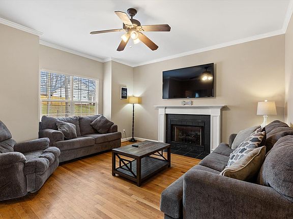 3rd image of 418 Legrand Blvd