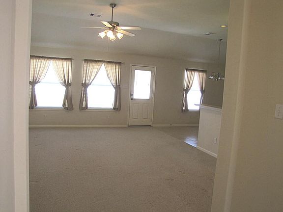 3rd image of 38314 Lake Tahoe Ln