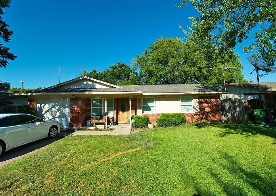 1st image of 610 Curtis Dr