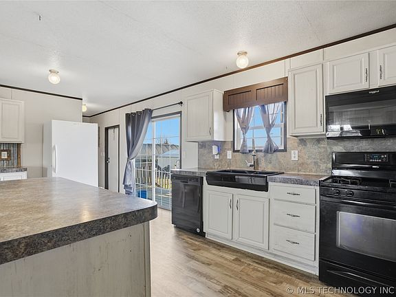 4th image of 35545 E 1170th Rd