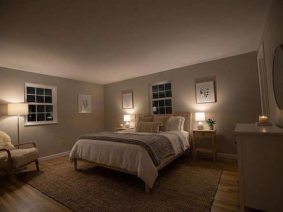 3rd image of 31 Abbott Rd #31