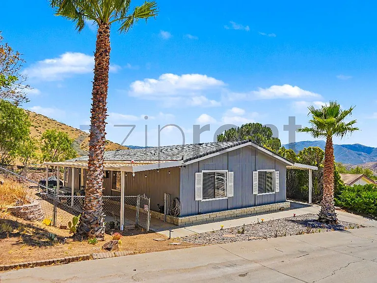 33105 Santiago Rd #21 — Photo 2