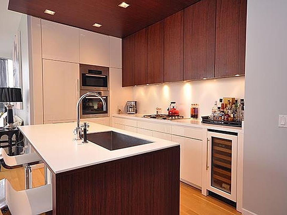 1st image of 122 Greenwich Ave APT 6-B