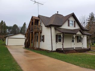 409 W Parker St, Weyauwega, WI 54983