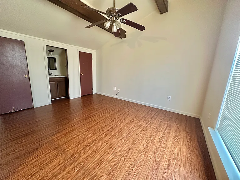 3017 Independence St #A — Photo 10