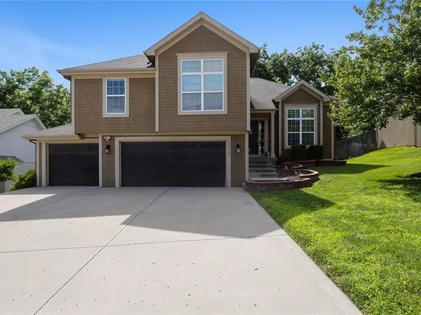 5612 N Wyoming Ave, Kansas City, MO 64118