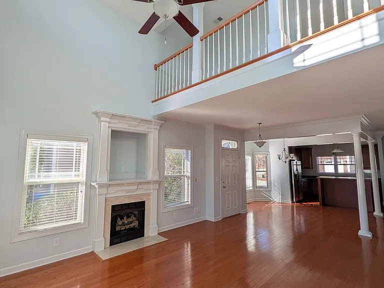 927 Kensington Park Rd — Photo 4