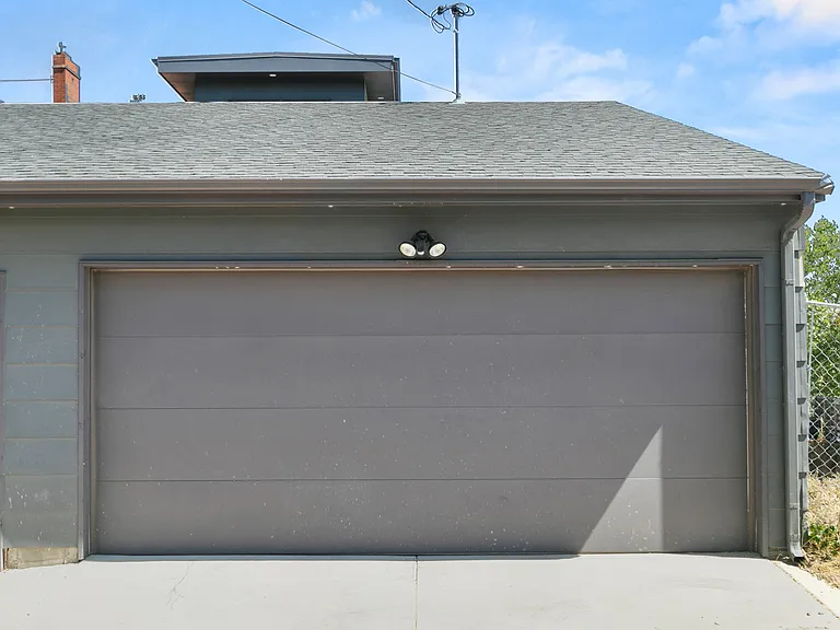 3347 Navajo St — Photo 41