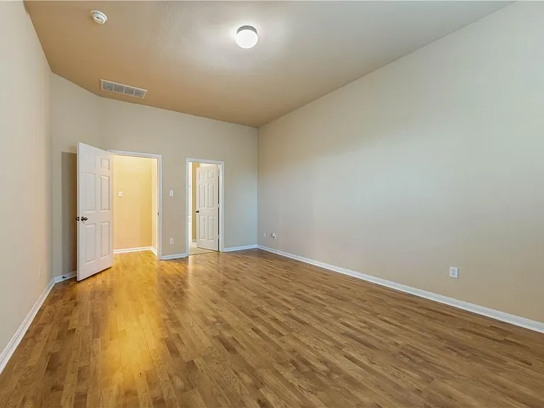 3509 Pine Needle Cir — Photo 19