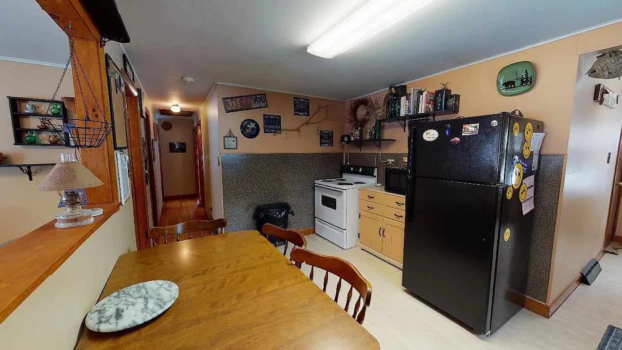 27 Lewis Street - 1 — Photo 4