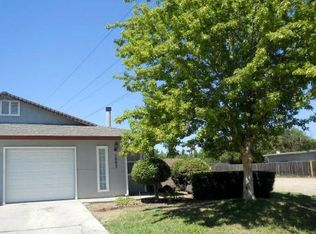 1005 Clinton Rd, Sacramento, CA 95825