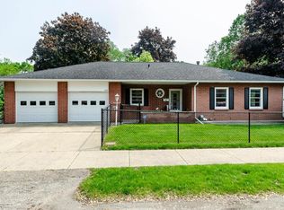 302 15th St NE, Rochester, MN 55906