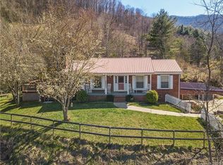 1463 Dix Creek Rd, Canton, NC 28716