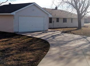 8732 Garvey Ct NE, Monticello, MN 55362