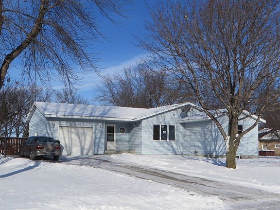 3rd image of 817 Pleasantview Dr SE