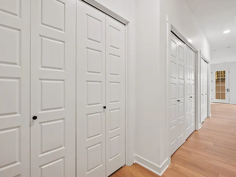 1216 SW Des Moines St #1 — Photo 37