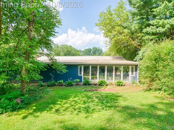 575 E Dansville Rd, Dansville, MI 48819