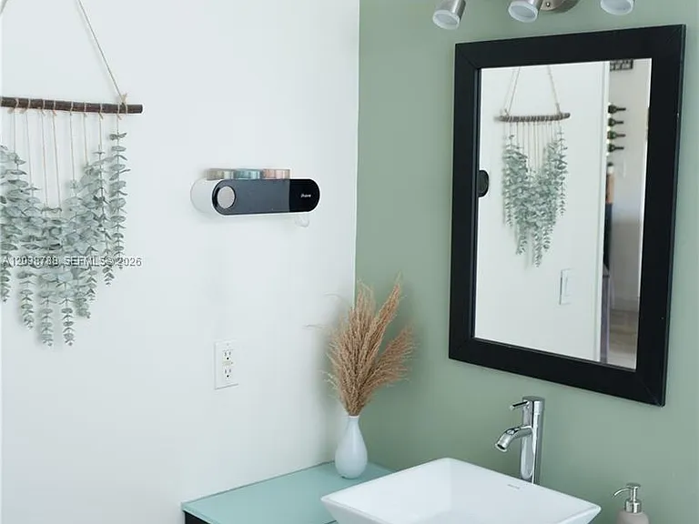 508 Gardens Dr #202 — Photo 13