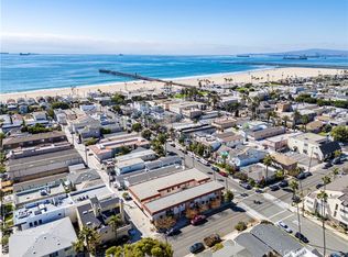 144 11th St APT C, Seal Beach, CA 90740