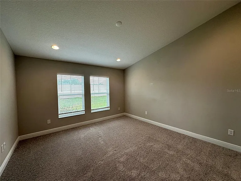 12573 Oak Hill Way — Photo 13