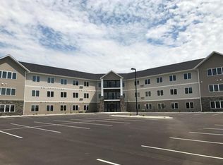 1901 Meridian St APT 305, Saint Peter, MN 56082