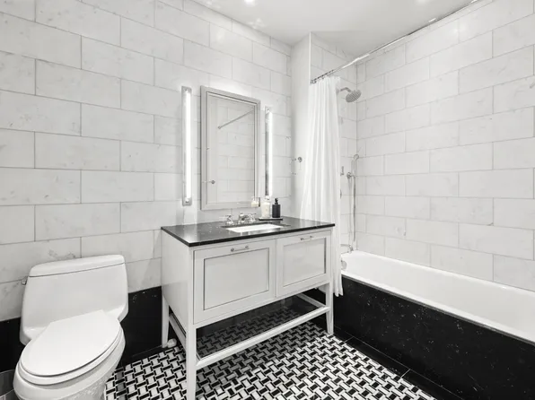 40 East End Avenue image 11 of 23