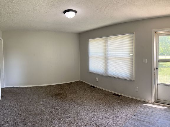 3rd image of 5316 Annapolis Ave