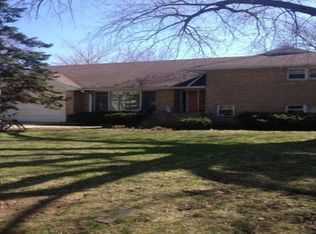 6715 N Kedvale Ave, Lincolnwood, IL 60712