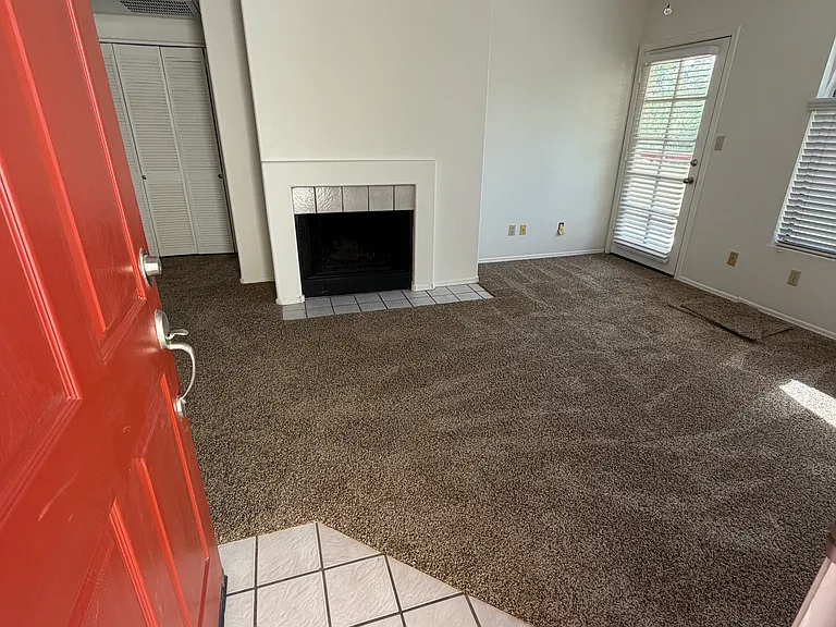 750 E Northern Ave #2075 — Photo 2