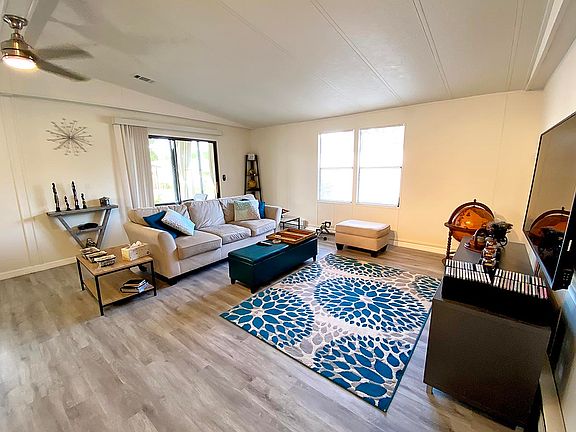 3rd image of 14314 Muirfield Dr #859