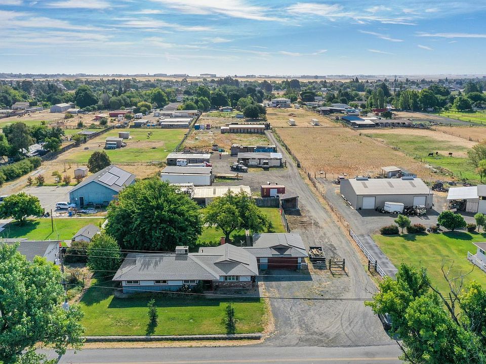 1st image of 4410 Tolenas Road