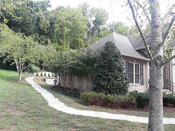 5th image of 7020 Wild Iris Dr