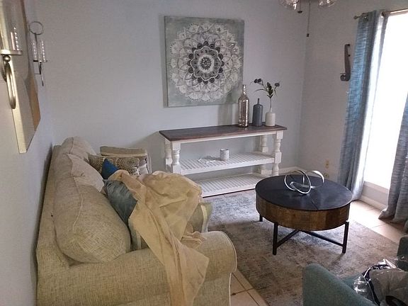 Front door room.