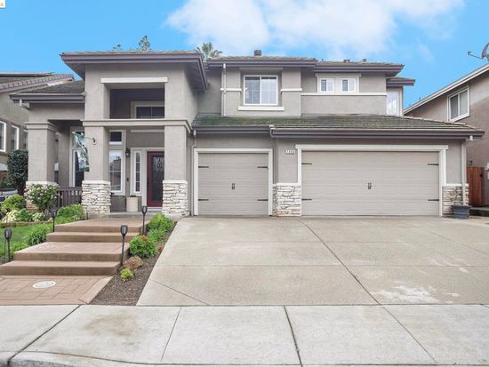1450 Shadow Falls Dr, Brentwood, CA 94513