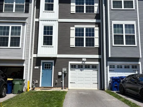 182 Hudson Blvd, Red Lion, PA 17356