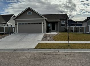 2115 Goodnight Trl, Cheyenne, WY 82001