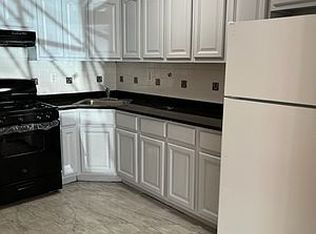 14 E 29th St #1, Brooklyn, NY 11226