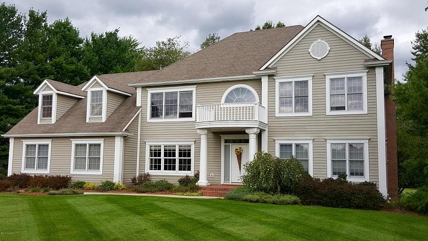 1st image of 7977 Aspenwood Dr SE