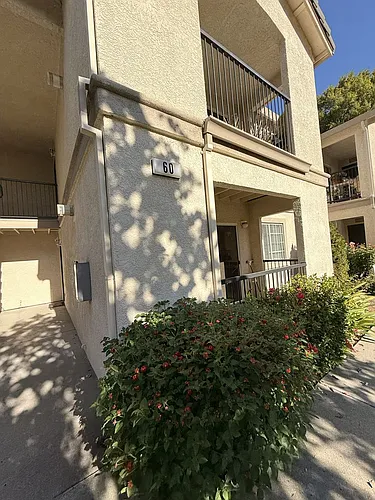 2001 Eastwood Dr Photo 1