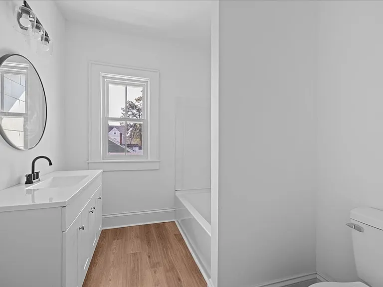 258 Maryland Ave — Photo 27