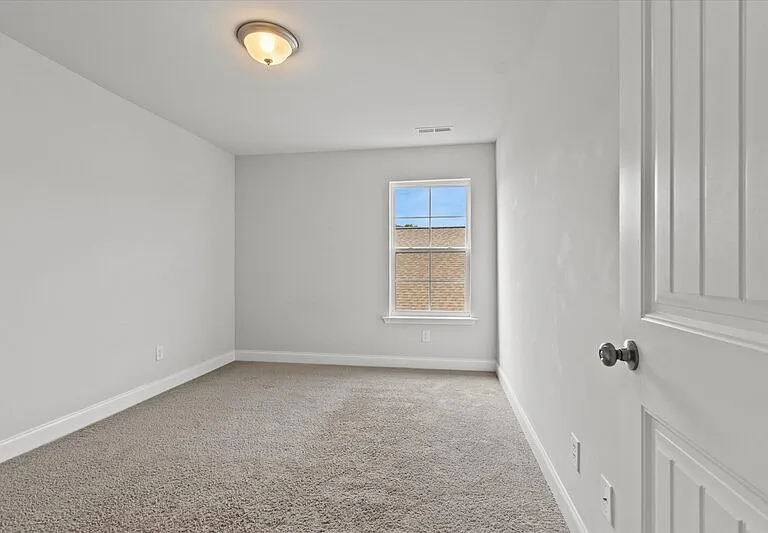 292 Abercorn Dr — Photo 30