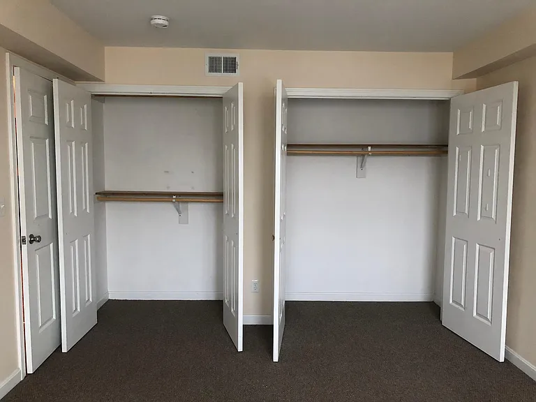 12 Main St #3 — Photo 10